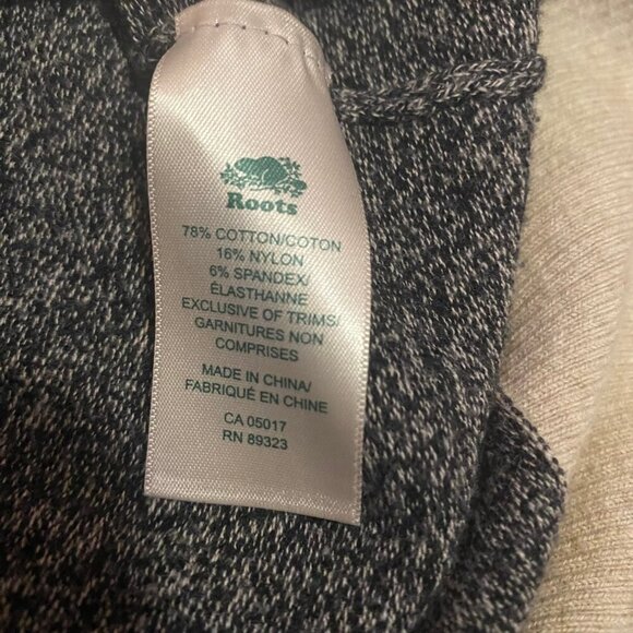 🖤 Roots Canada Cozy Dark Grey Cowl Neck Sweater (Size S) - Picture 6 of 6